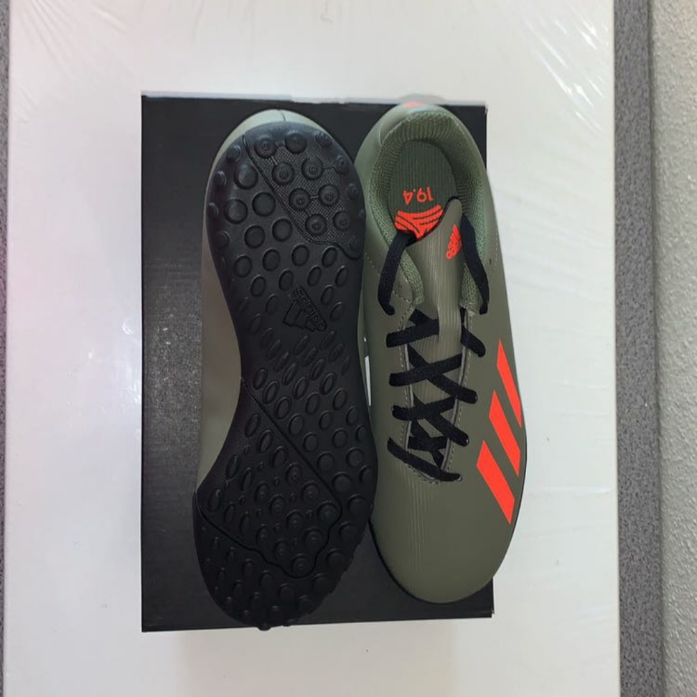 Adidas X 19.4 Turf shoes ( Youth 6)
